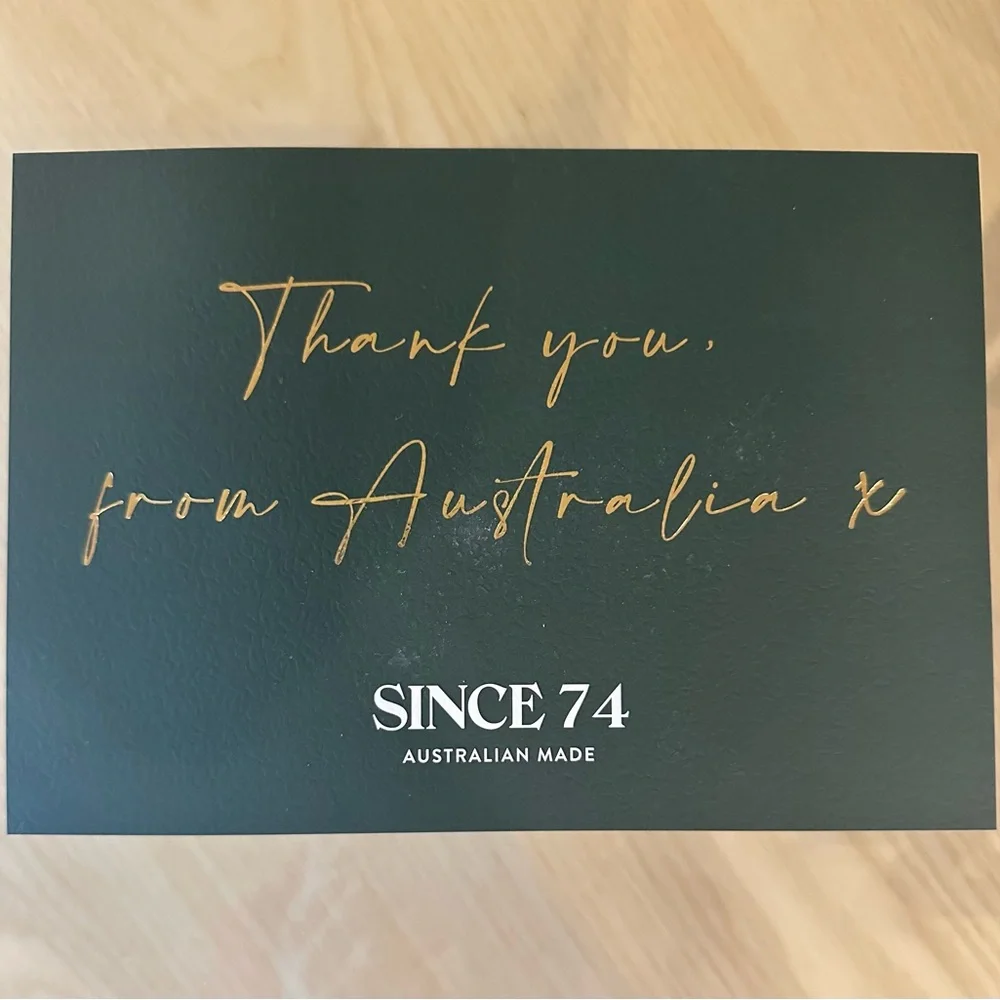 UGG Boot Classic Mini Sz 8 - Picture 7 of 16